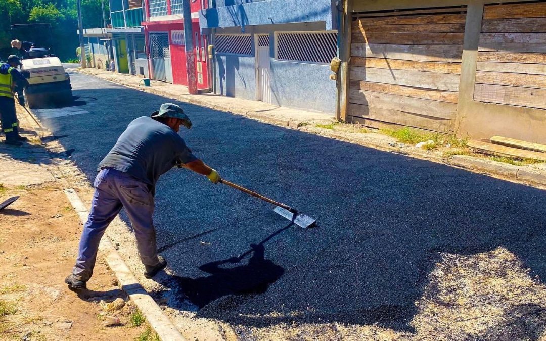 CAJAMAR PAVIMENTAÇÃO NA RUA MADALENA GIOLOUSK